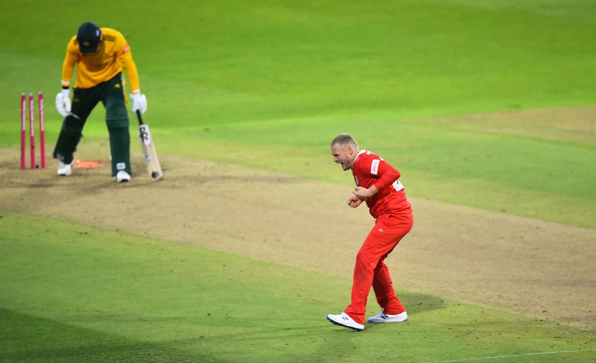 Matt Parkinson Roars In Celebration Espncricinfo