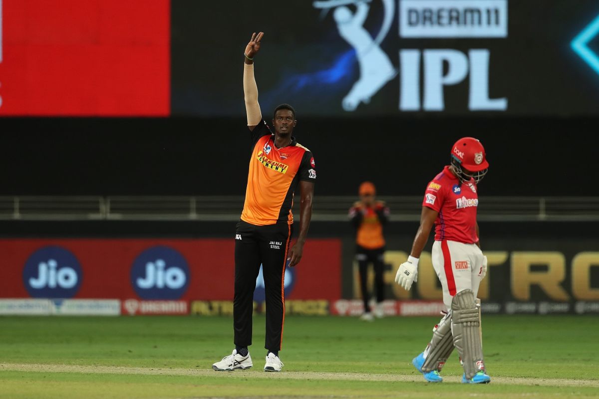 A Tense Kl Rahul Looks On From The Dressing Room Espncricinfo