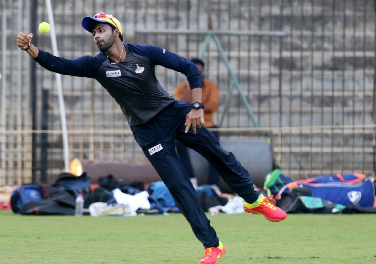 Keshav Maharaj Celebrates After Dismissing Paul Stirling Espncricinfo