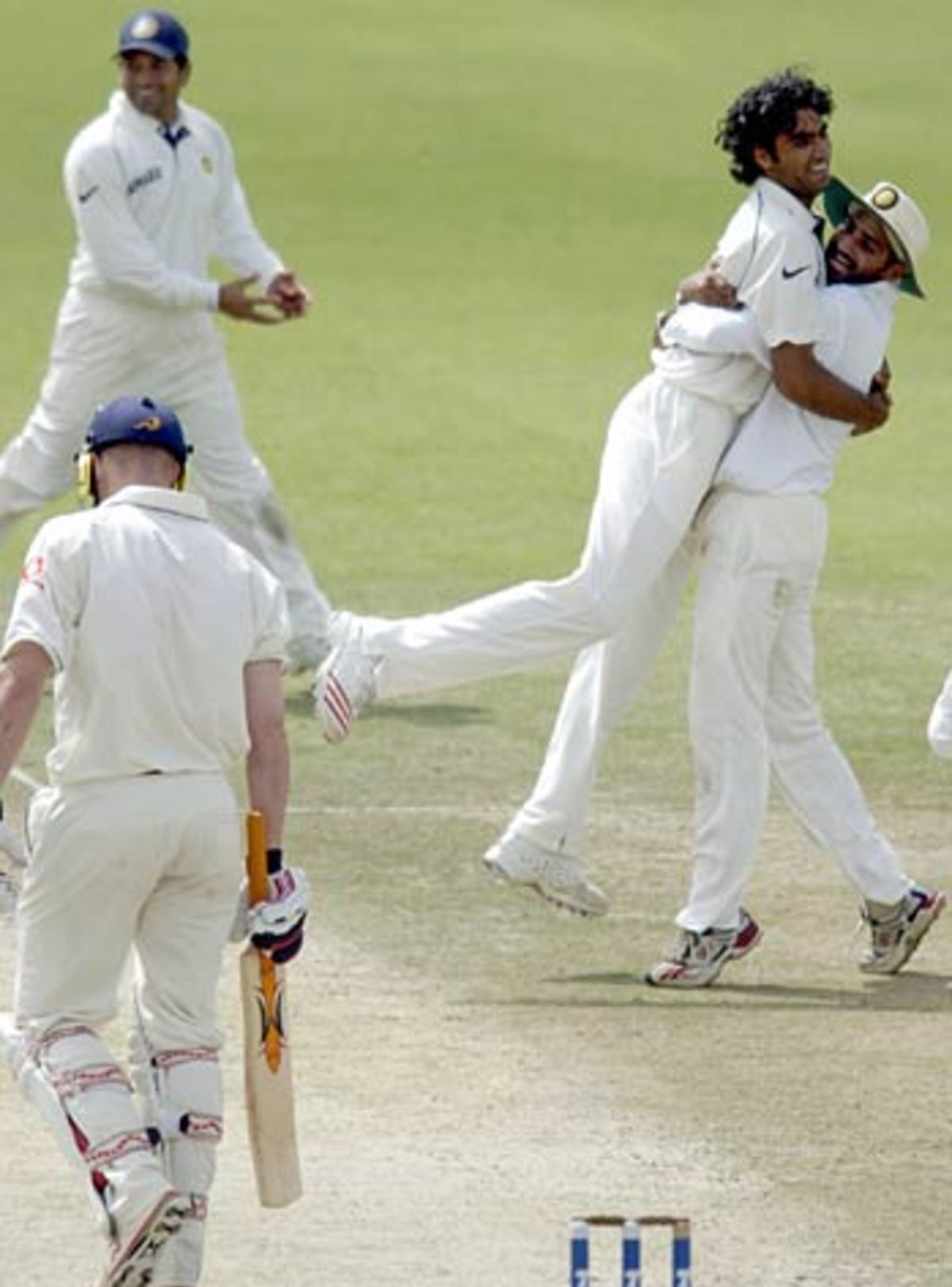 Munaf Patel Celebrates The Dismissal Of Andrew Flintoff Espncricinfo