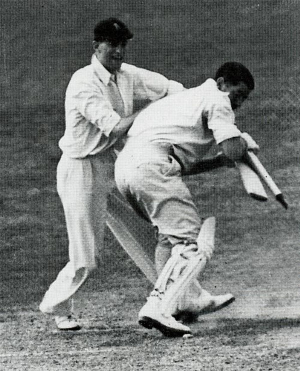 Len Hutton Faces The Press After His Espncricinfo