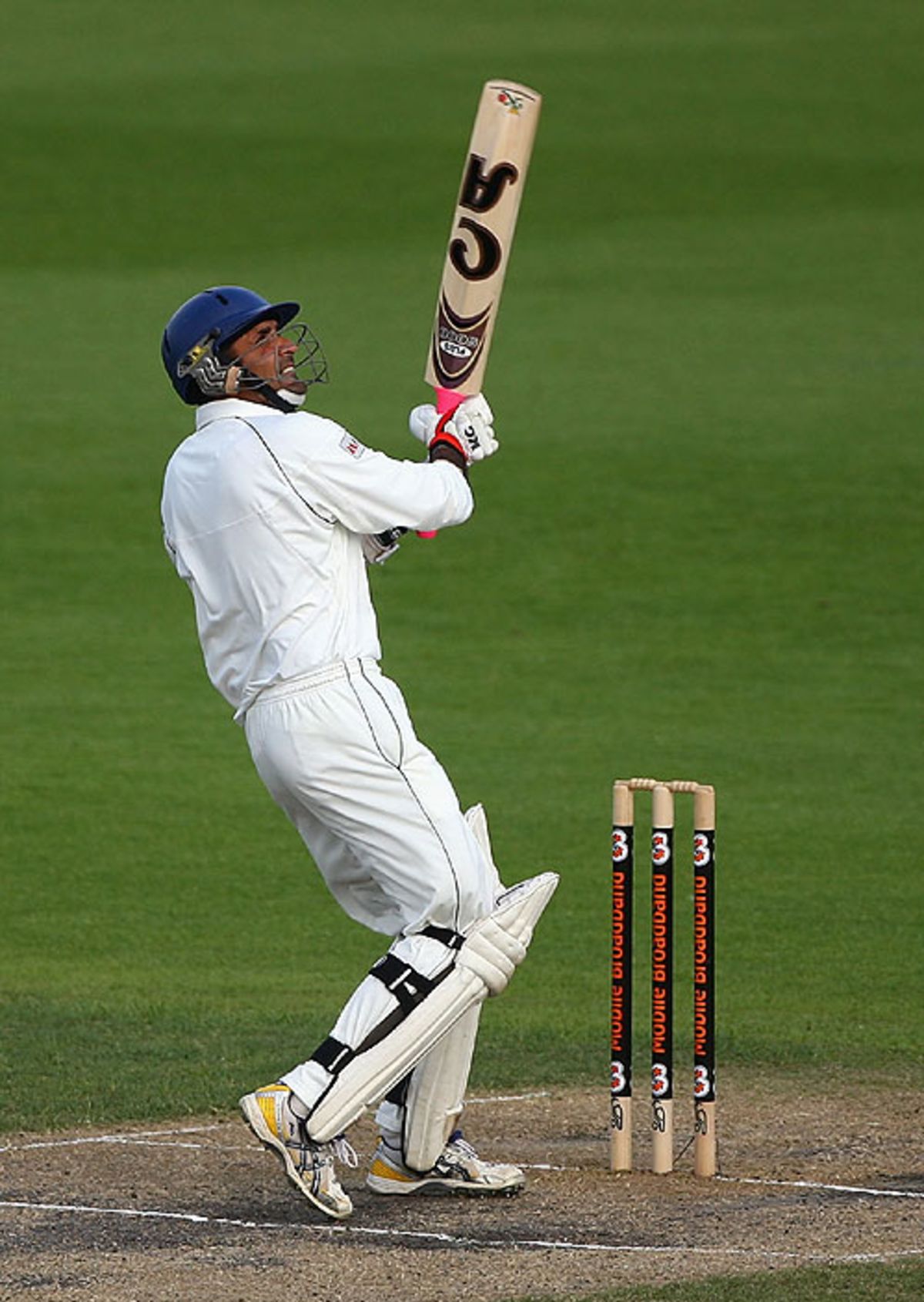 Kumar Sangakkara Celebrates A Fine Hundred At Hobart Espncricinfo