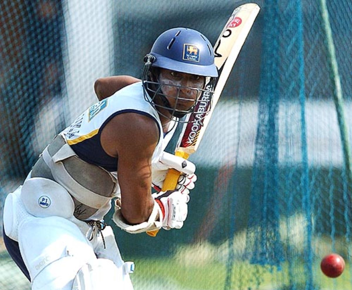 Chaminda Vaas Bowls During Practice Espncricinfo