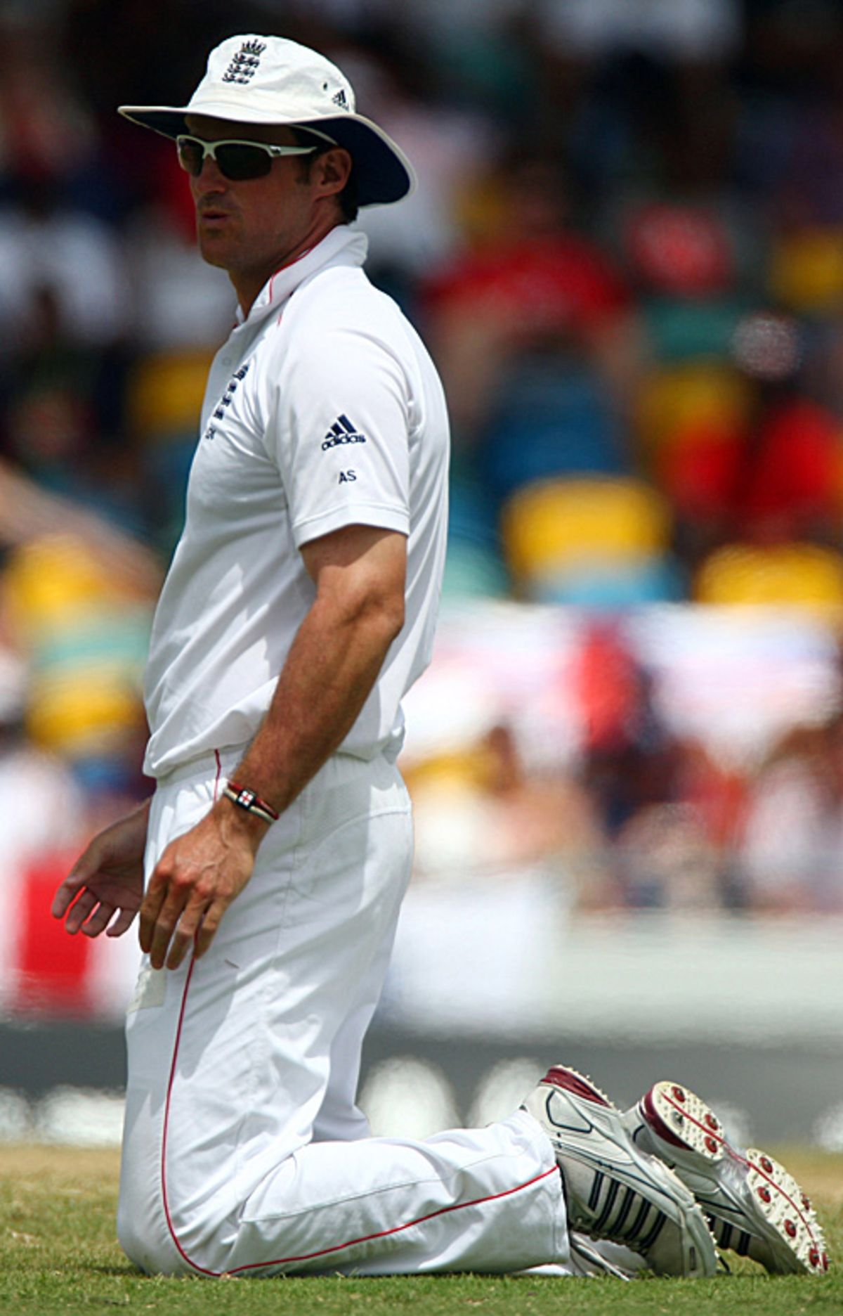 Ryan Sidebottom Bends His Back ESPNcricinfo