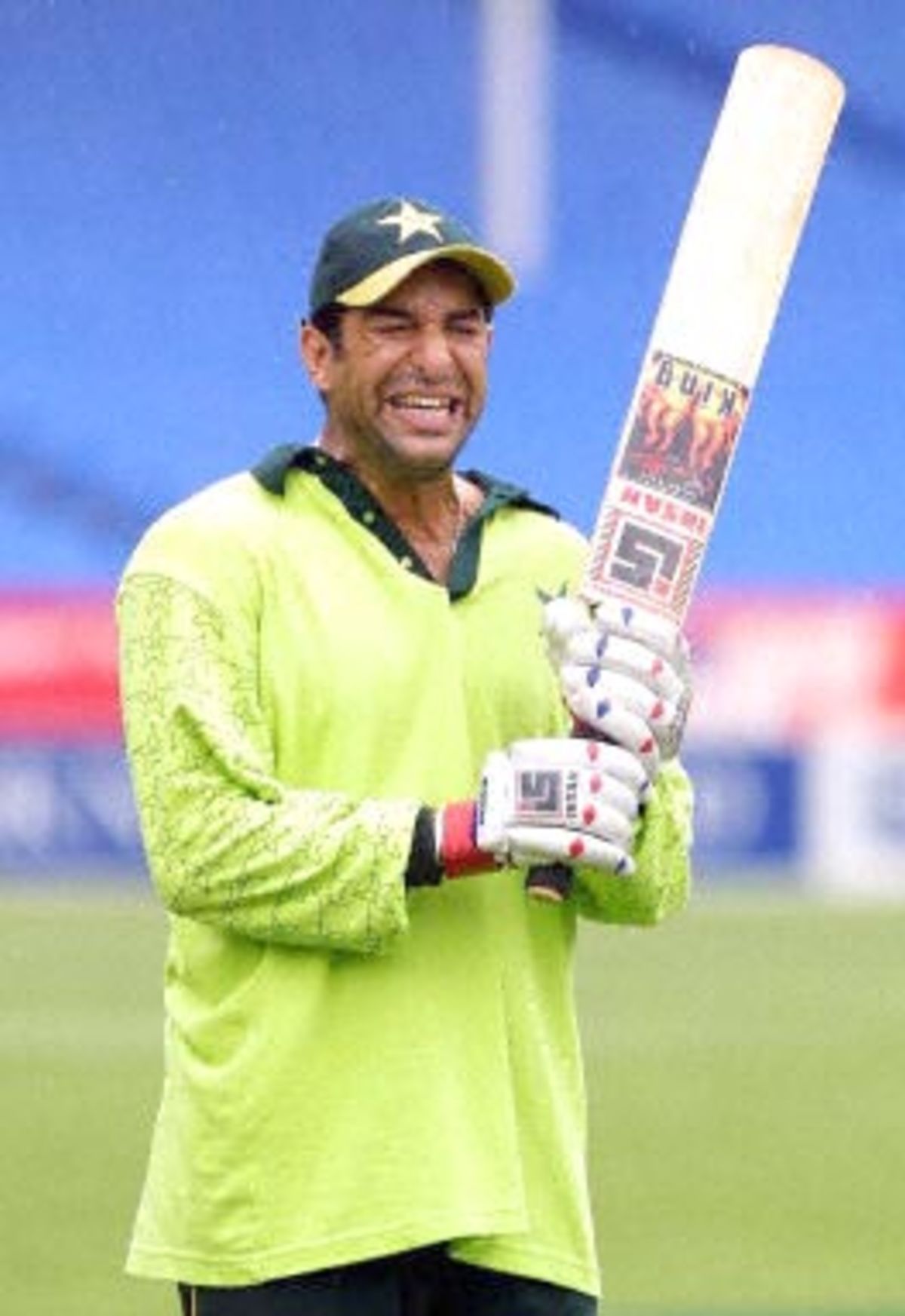 Wasim Akram Grimaces At A Rainy Practice Session In Auckland