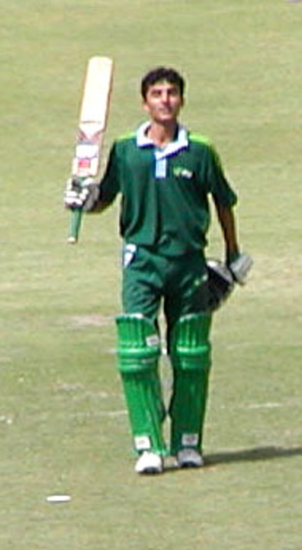 Yasir Hameed Celebrates His Century ESPNcricinfo