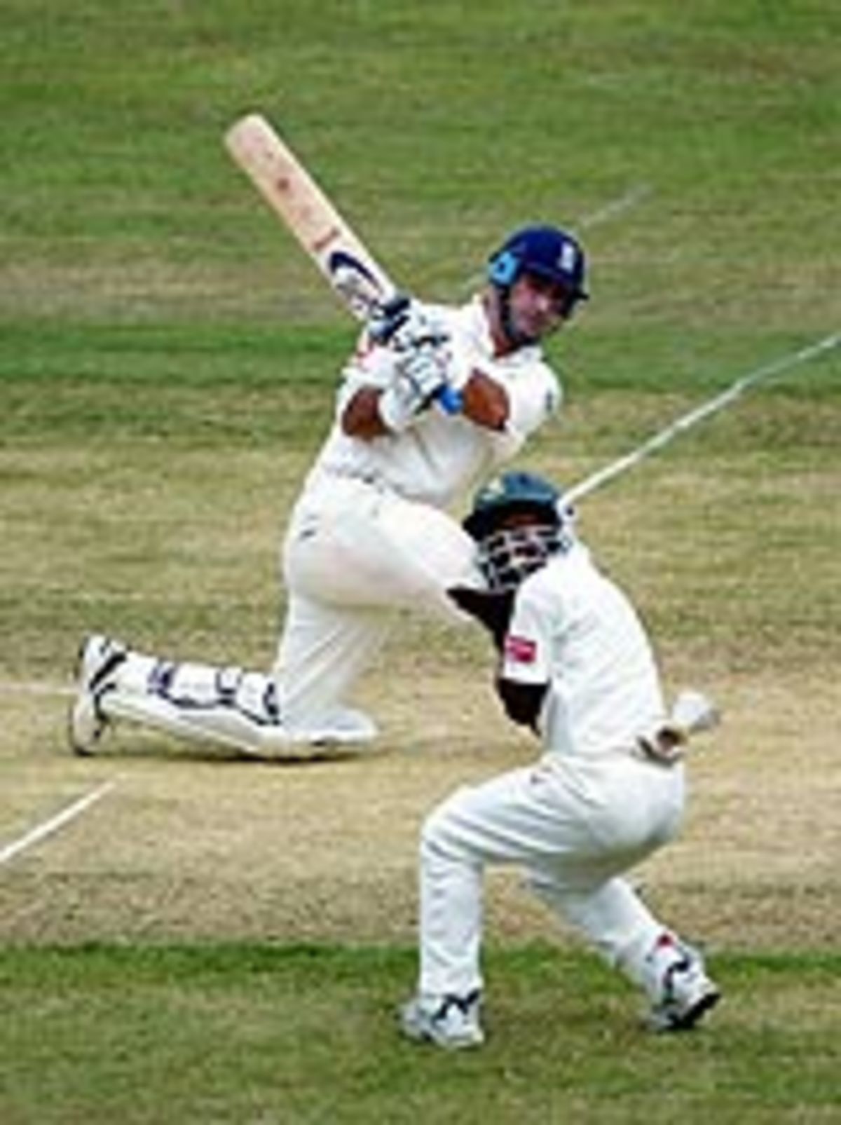 Martin Saggers Celebrates His First Test Victim Espncricinfo