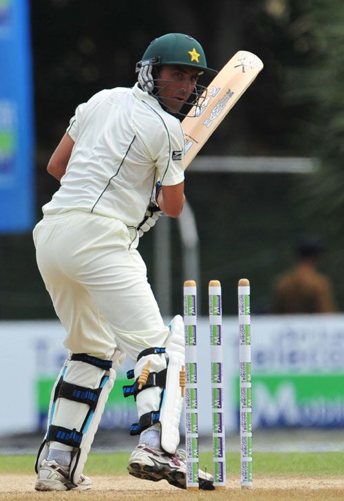 Younis Khan Is Bowled By Thilan Thushara Espncricinfo