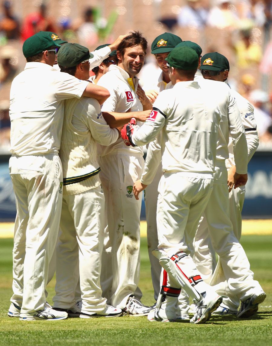 Australia Congratulate Ben Hilfenhaus On His Five For Espncricinfo