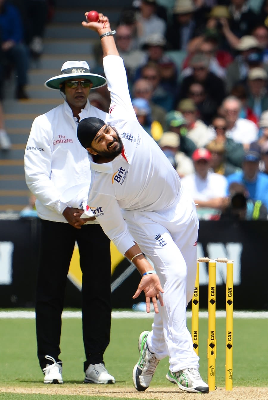 Monty Panesar Sends Down A Delivery ESPNcricinfo