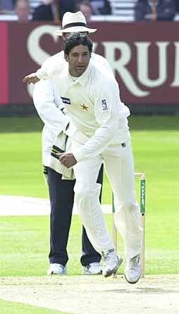 Wasim Akram Bowling Portrait ESPNcricinfo