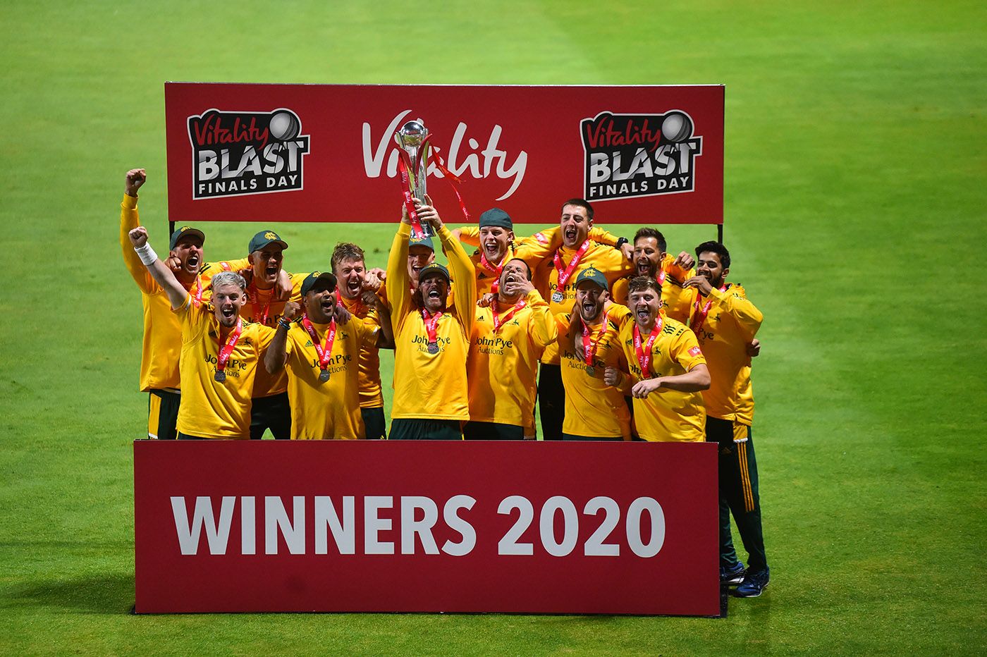 Nottinghamshire Players Celebrate After Winning The Vitality Blast