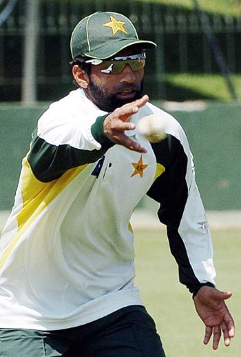 Mohammad Yousuf Catching During Practice ESPNcricinfo