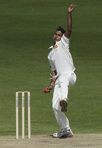 Nuwan Kulasekara Bowls Against England A Espncricinfo