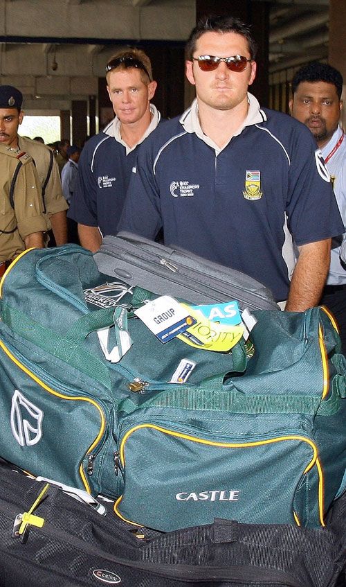 Graeme Smith And Shaun Pollock Arrive In Mumbai ESPNcricinfo