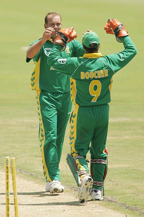 Jacques Kallis And Mark Boucher Celebrate A Wicket ESPNcricinfo