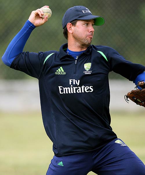 Ricky Ponting Does A Fielding Drill At Stubbs Cricket Ground