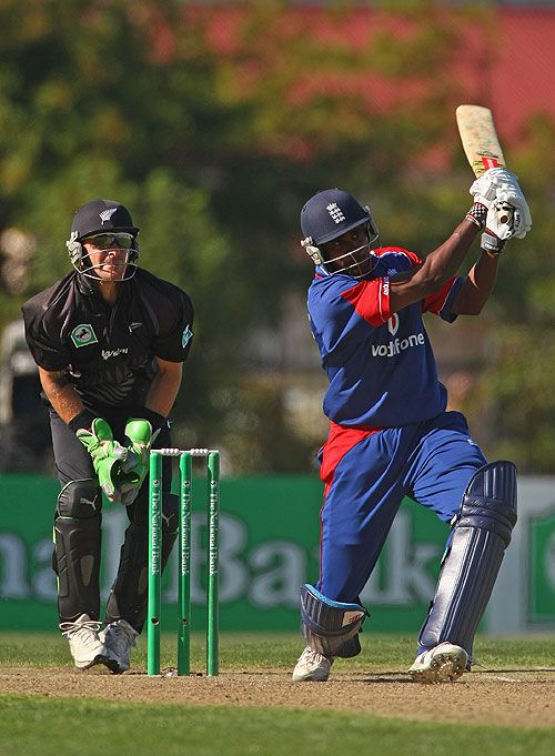 Dimitri Mascarenhas Whacks Another Six ESPNcricinfo