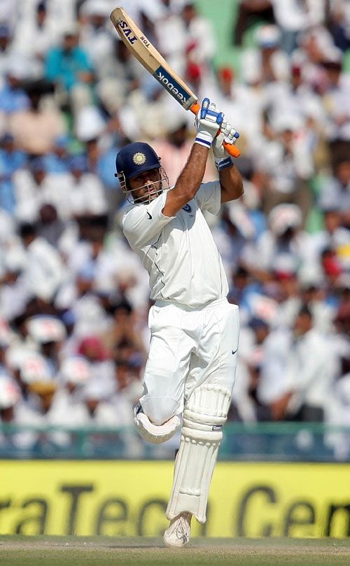 Mahendra Singh Dhoni Gets Into The Swing Of Things Espncricinfo