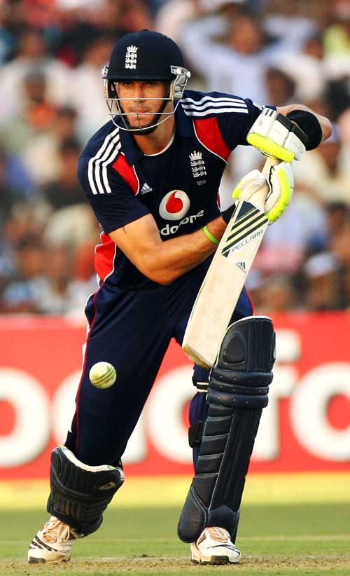 Kevin Pietersen Nudges The Ball For A Run Espncricinfo