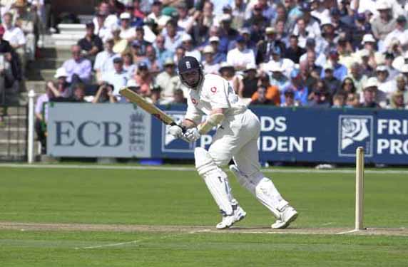 Robert Croft On His Way To In The England First Innings