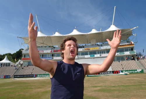 Tenor Ted Jackson At The Rose Bowl Espncricinfo