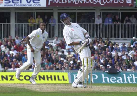 Andy Caddick Avoids A Walsh Bouncer Espncricinfo