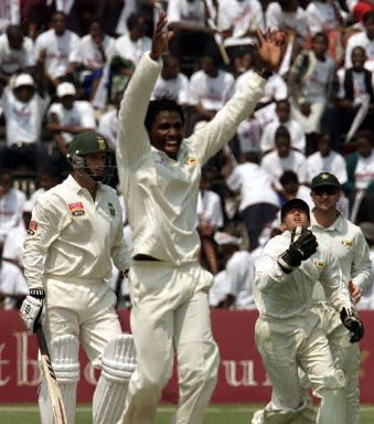 Gary Kirsten Dismissed By A Celebrating Douglas Hondo ESPNcricinfo