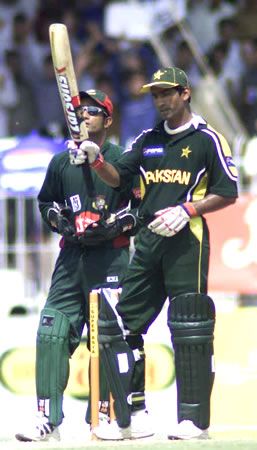 Yousuf Youhana Celebrates His Th Odi Century Espncricinfo