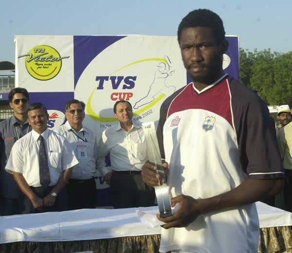 Man Of The Match For His Amazing 61 Ball 80 Hinds Stamps His Class On