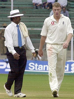 Umpire AV Jayaprakash And Andrew Flintoff On Day Three At Bangalore