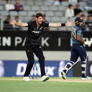 Henry Shipley leads rout of Sri Lanka with maiden five-for