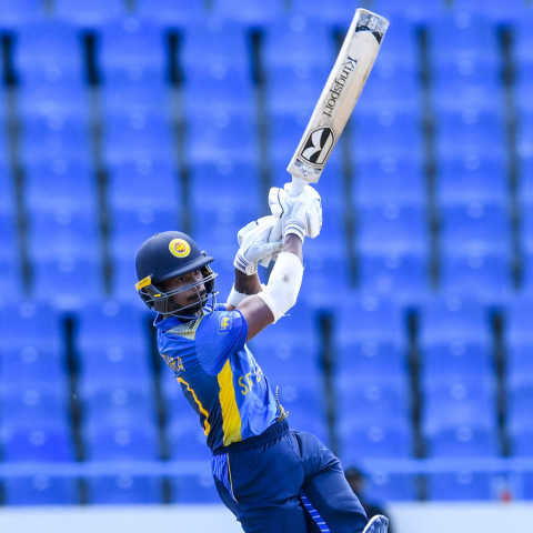 Karunaratne, Hasaranga among 18 players to sign SLC contracts as  months-long standoff ends in Sri Lankan cricket