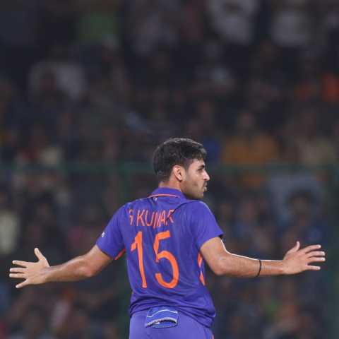 Bhuvneshwar kumar jersey hot sale