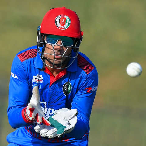 Eng yaxshi porno Ibizadagi yalangoch porno suratlar