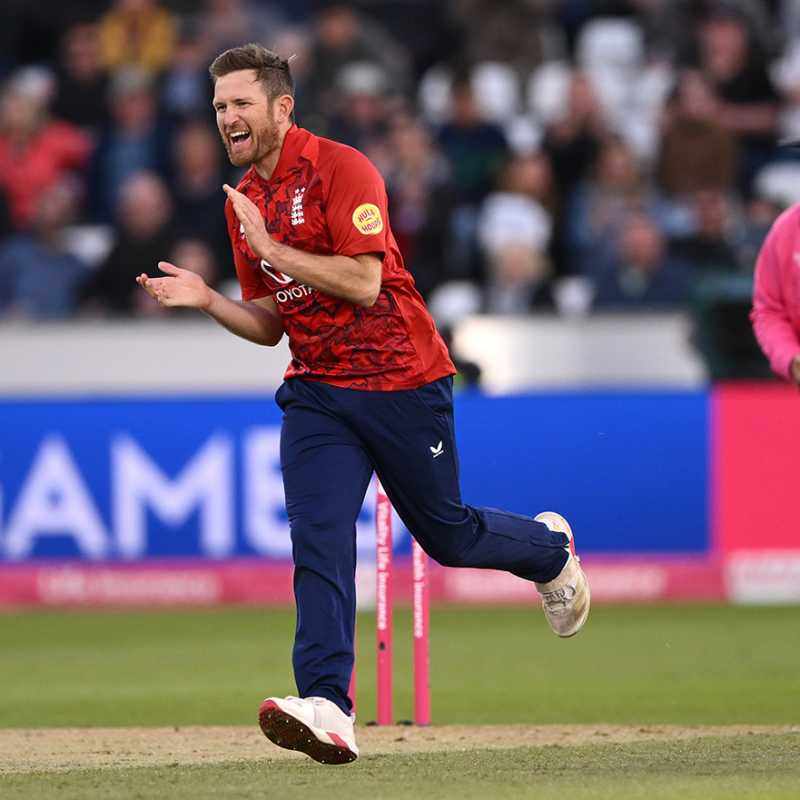 Liam Dawson Profile - Cricket Player England | Stats, Records, Video
