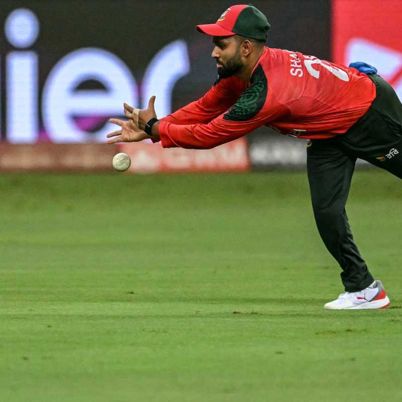 Katta eshak bilan anal seks porno Yirtilgan taytlar fotosurati