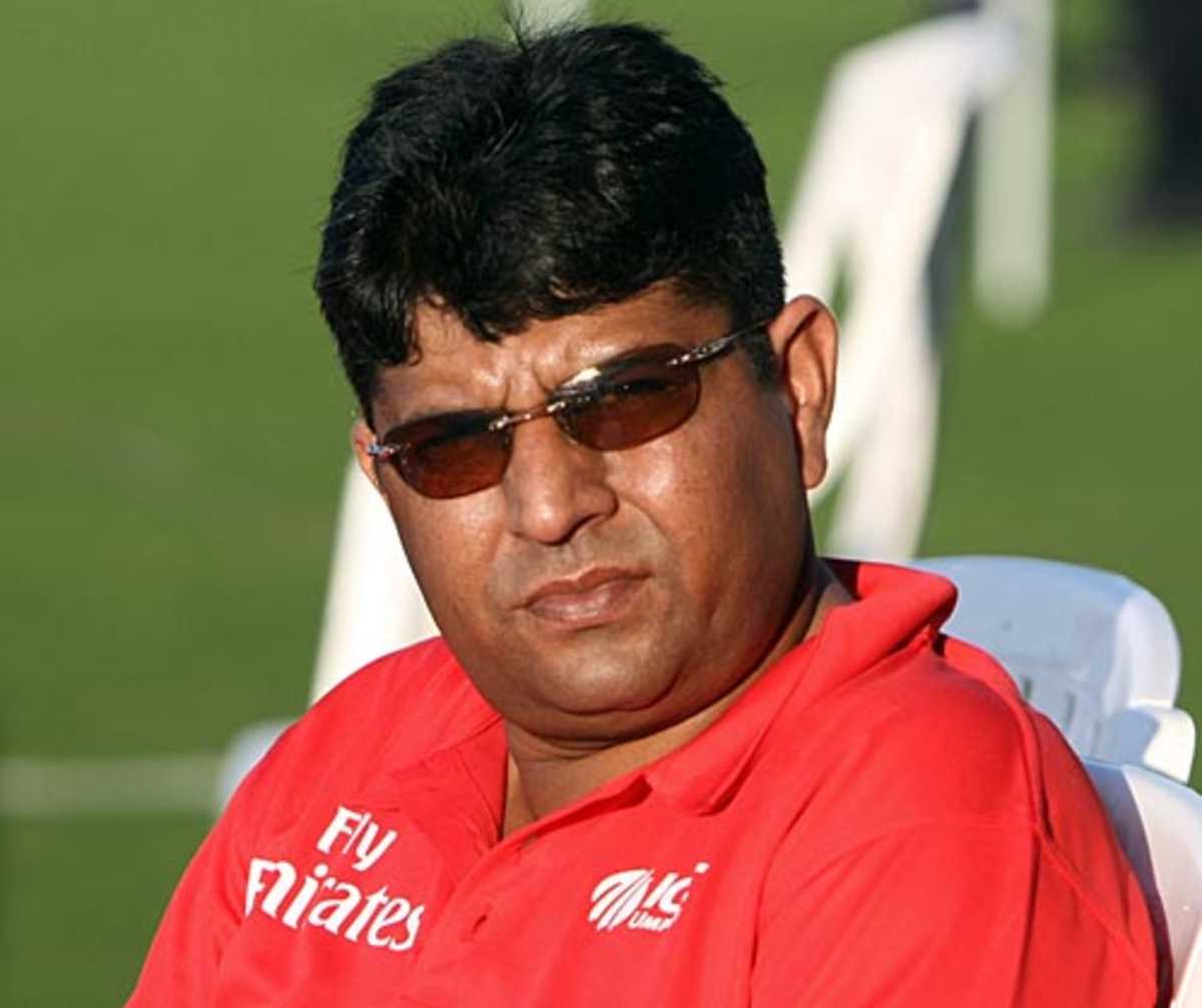 Pakistan umpire Ahsan Raza returns to international duty, Pakistan v New Zealand, 3rd ODI, Abu Dhabi, November 9, 2009