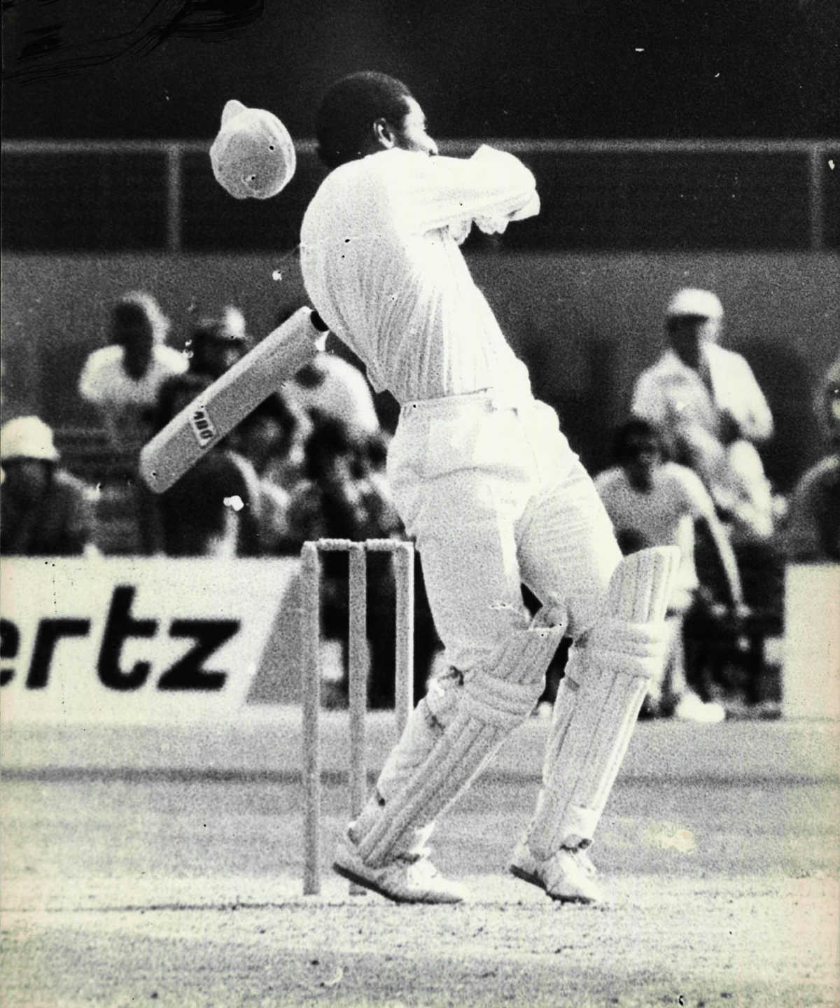 Viv Richards' cap falls off as he's hit by a ball from Greg Chappell, World Series Cricket, WSC Australia v WSC World XI, Supertest, Sydney, 2nd day, January 15, 1978