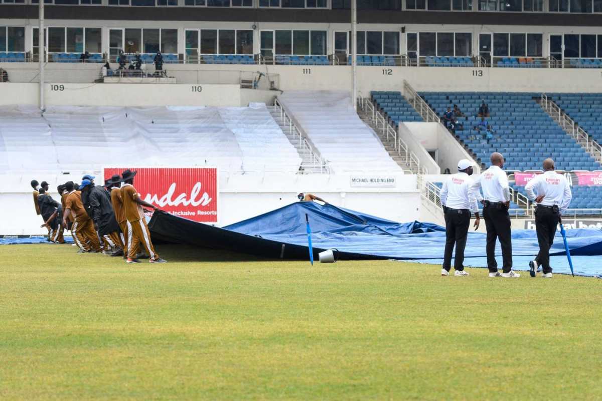 The covers were called on as a precautionary measure, West Indies v Pakistan, 2nd Test, Kingston, 5th day, August 24, 2021