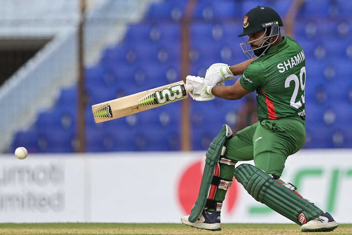 Shamim Hossain ODI photos and editorial news pictures from