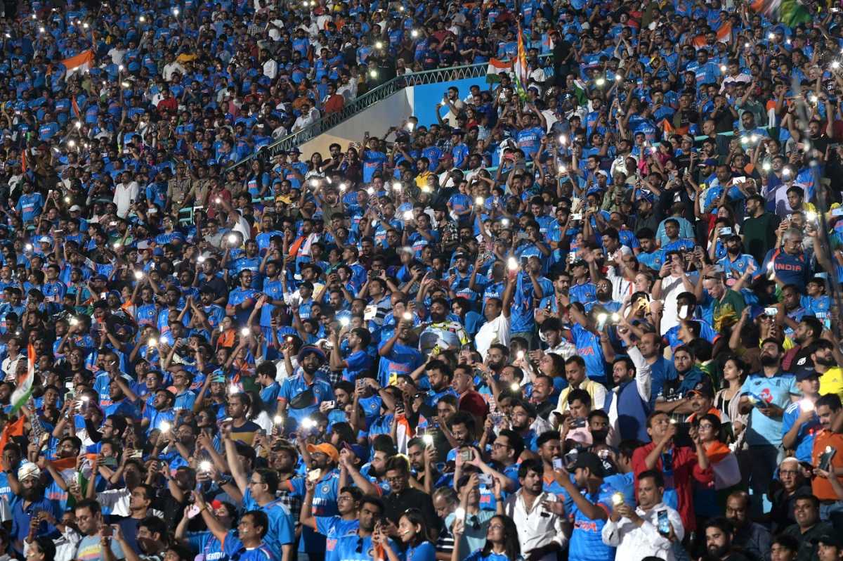 Fans lit up their phone flashlights at the Ekana Stadium, Men's World Cup 2023, Lucknow, October 29, 2023