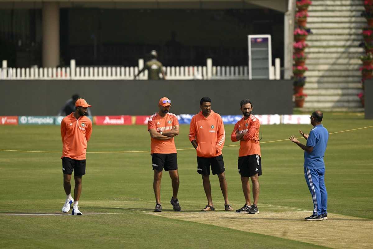 Devdutt Padikkal, Paras Mhambrey, R Ashwin and Vikram Rathour have a look at the pitch