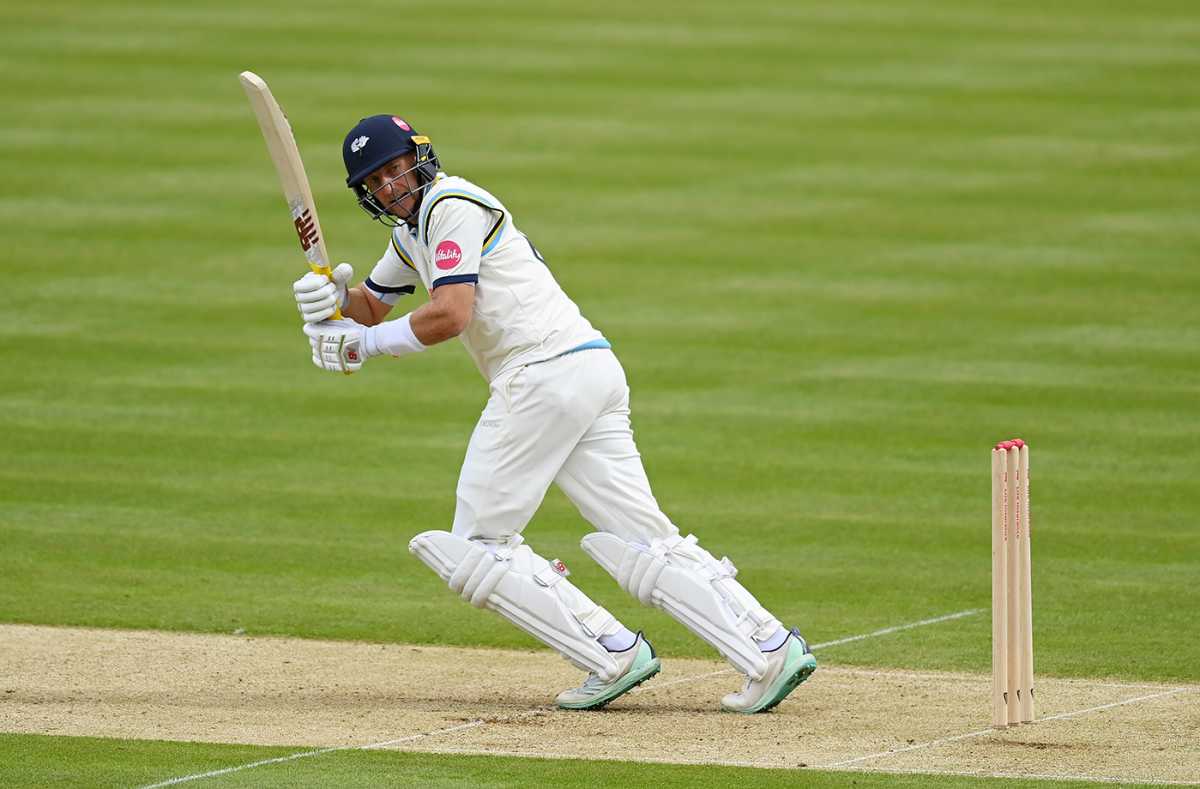 Joe Root works one to the leg side