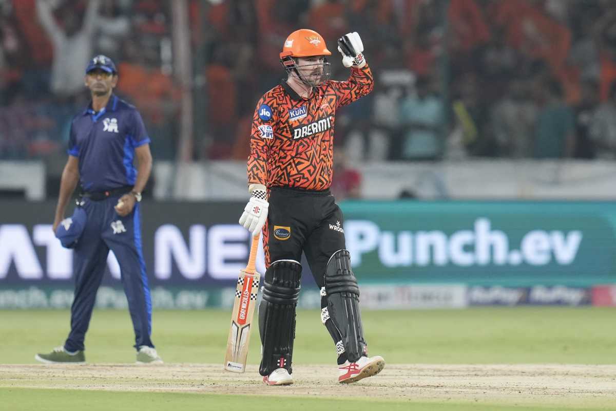 Travis Head celebrates after SRH's ten-wicket win, Sunrisers Hyderabad vs Lucknow Super Giants, IPL 2024, Hyderabad, May 8, 2024