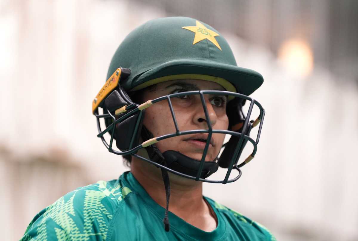 Nida Dar gets set for a hit in the nets, England vs Pakistan, 2nd women's T20I, Northampton, May 16, 2024