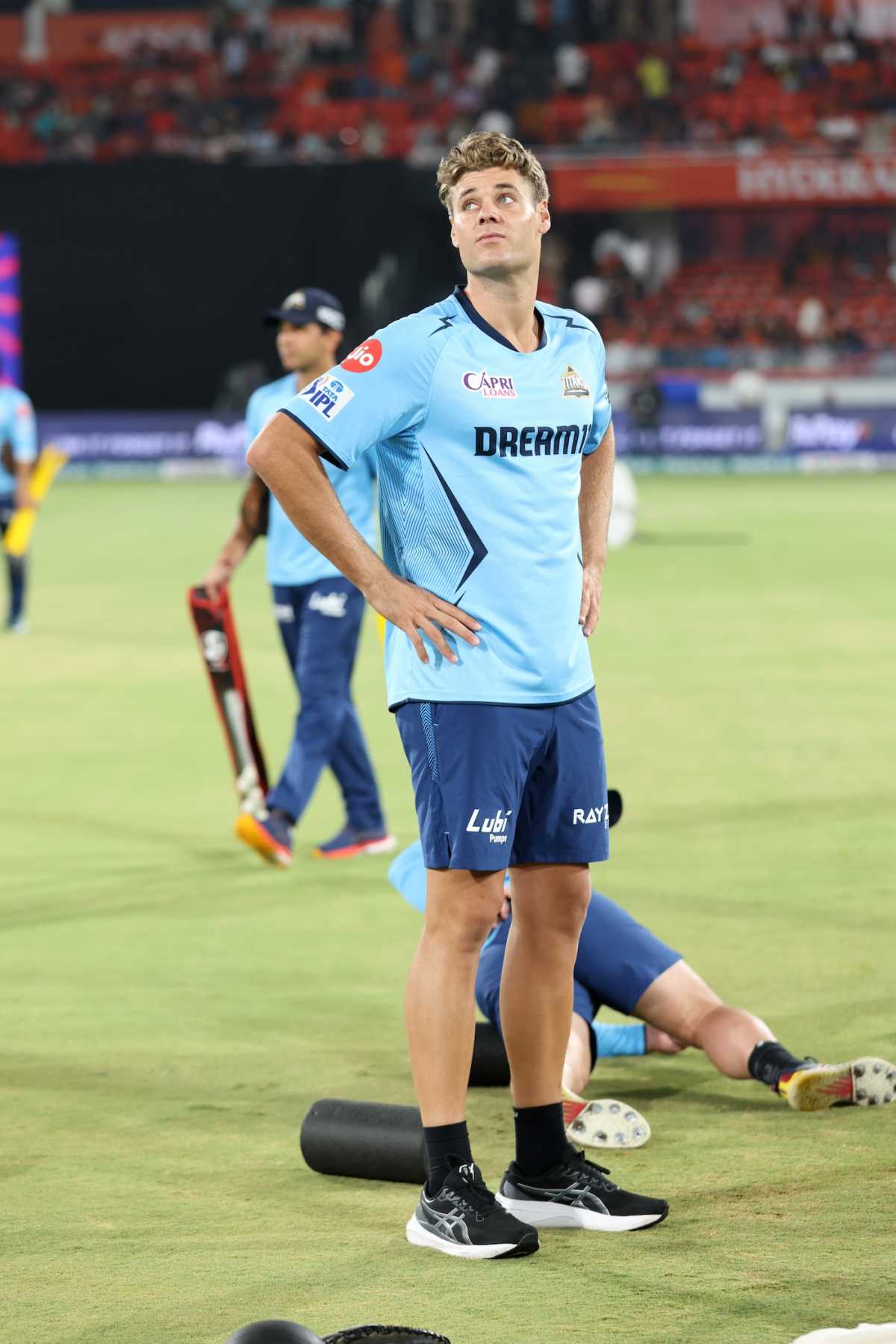Spencer Johnson looks up at the weather on a damp evening, Sunrisers Hyderabad vs Gujarat Titans, IPL 2024, Hyderabad, May 16, 2024