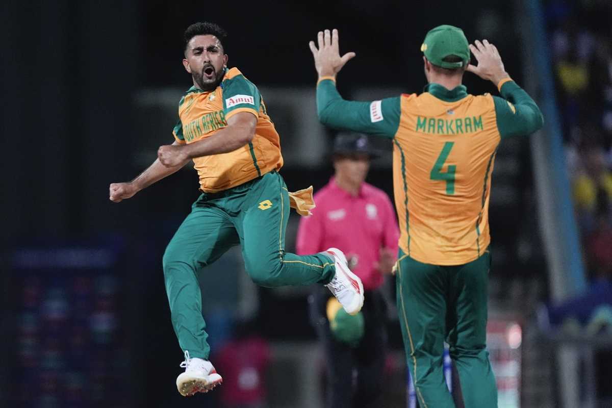 Tabraiz Shamsi celebrates a wicket with Aiden Markram, West Indies vs South Africa, T20 World Cup 2024, Super Eight, North Sound, June 23, 2024