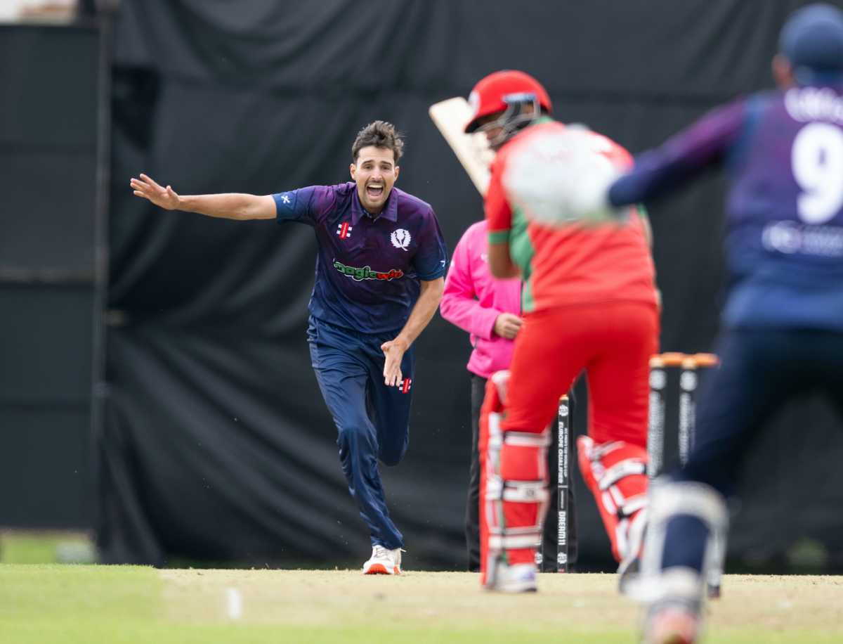 Charlie Cassell had taken four wickets by the time he conceded a run, Scotland vs Oman, Cricket World Cup League 2, Dundee, July 22, 2024