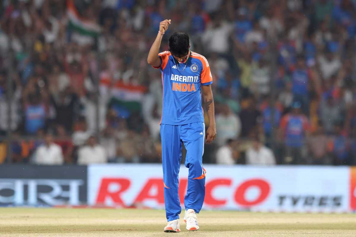 Mayank Yadav celebrates his first international wicket, India vs Bangladesh, 1st T20I, Gwalior, October 6, 2024